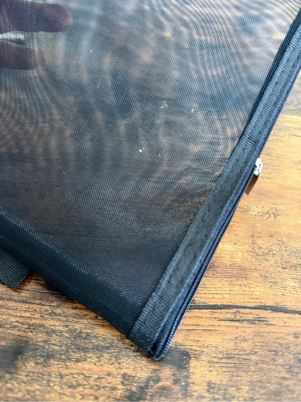 Black Mesh Zipper Pouch